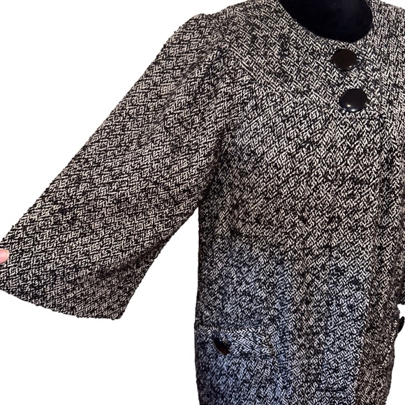 Walter Girl Black Tweed Button Front Womens Size 2 Coat 60's Style Pleated Back - Picture 8 of 16
